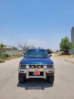 Toyota Hilux LN 106 Double cabin 1990| 3L engine| Good Condition
