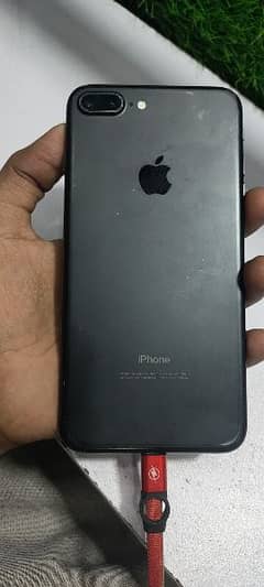 iphone 7+ available 32gb black cvolor condiction 10/9.6