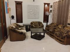 Ten Marla Single Storey House For Rent in Bahria Town Lahore