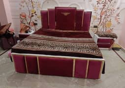 Bed / Wooden Bed / bed set / double bed / King bed / Furniture