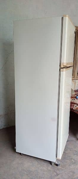 DAEWOO FRIDGE FOR SALE 1