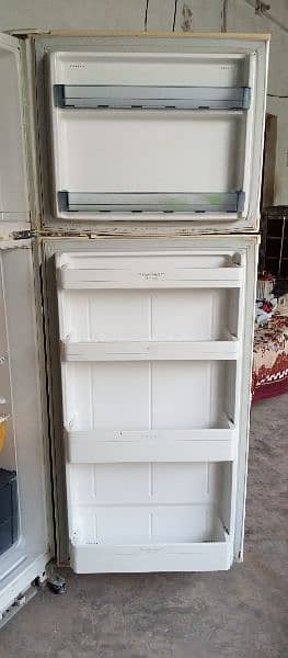 DAEWOO FRIDGE FOR SALE 4