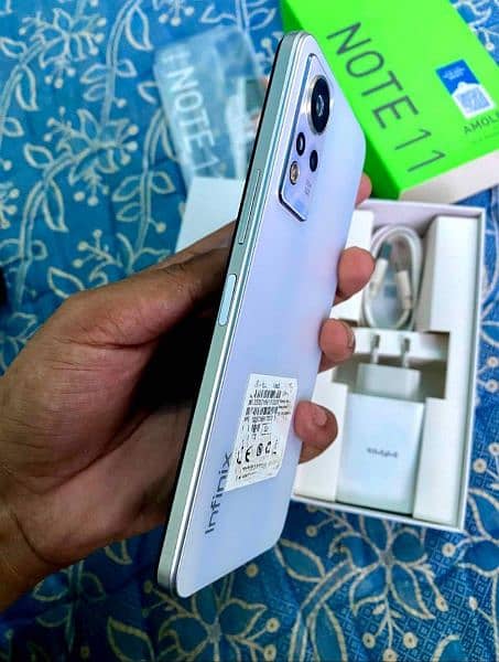 infinix Note 11, complete Box, original charger, 10/10 new condition 4