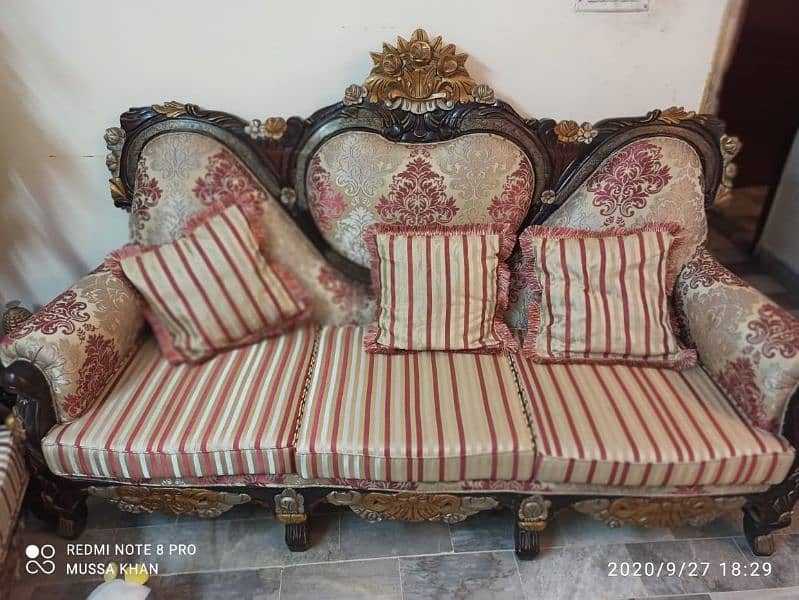 5 seater Chinioti style sofa 1