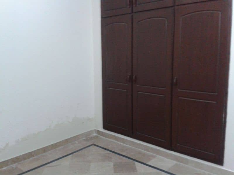 E-11 main double road 3bed Apartment for rent 0