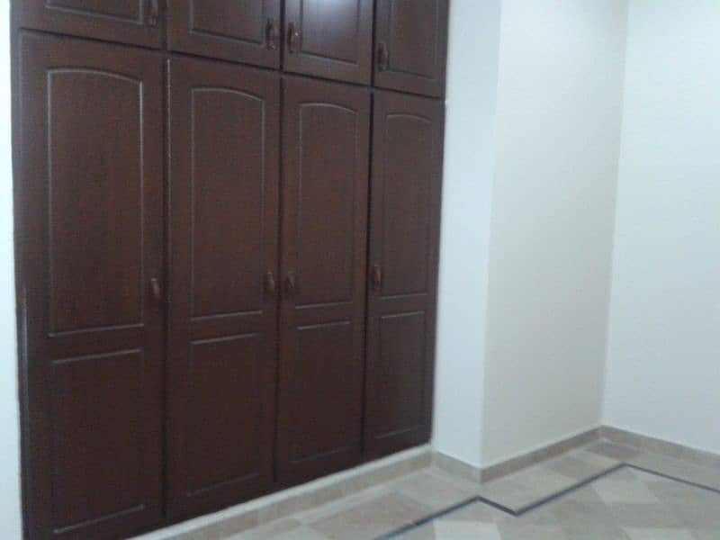 E-11 main double road 3bed Apartment for rent 3