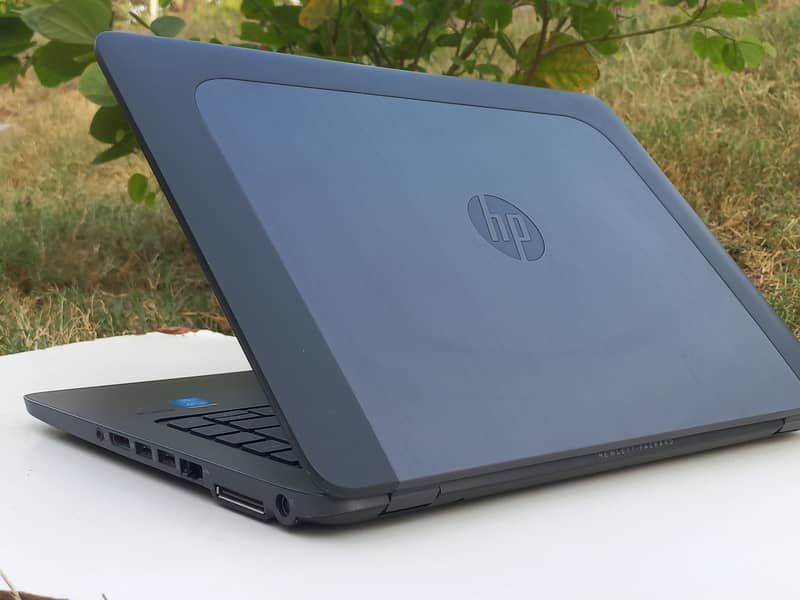 Hp zbook core i7 with graphic card: 03018531671 1