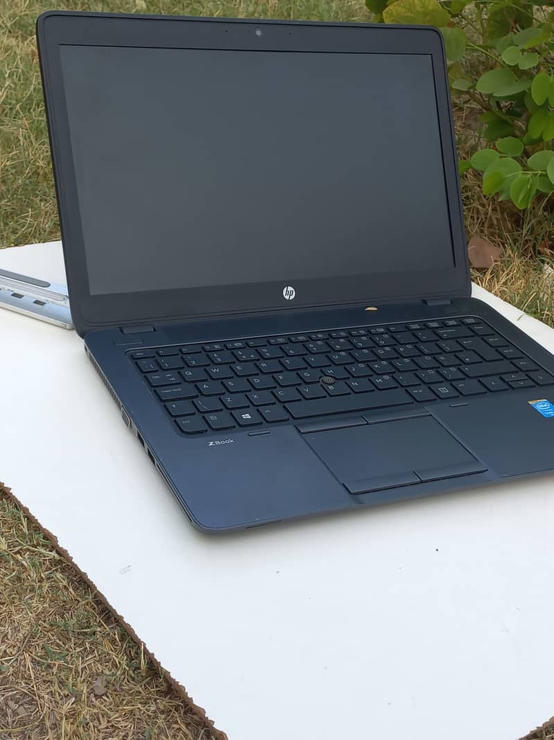 Hp zbook core i7 with graphic card: 03018531671 4