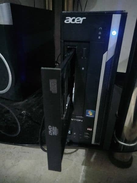 Low Range Gaming Pc Acer PC With LCD and USB Hub & Sound Card. 1