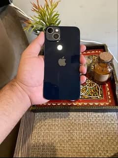 brand new iphone 14 plus just few days used with 100 complete health