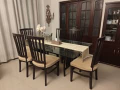 Dining Table with 6 Strong Chairs - As good as new