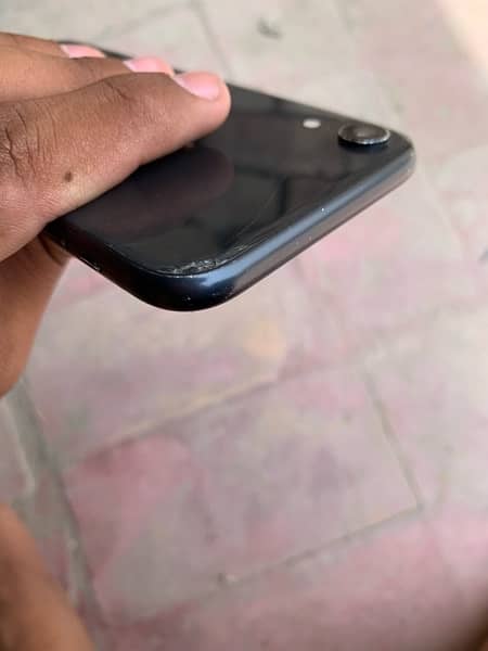 iphone xr pta approved 4