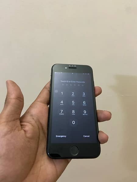 iphone 7 ALL OK pta aproved 8