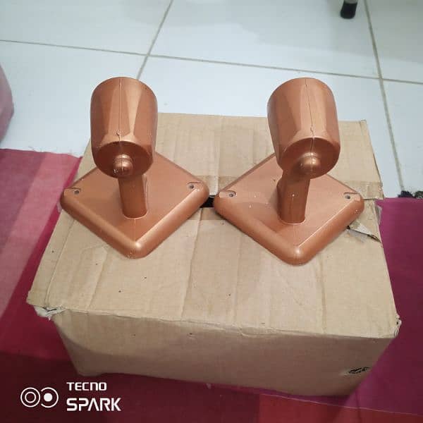 pair of bulbs Holder for sell 0