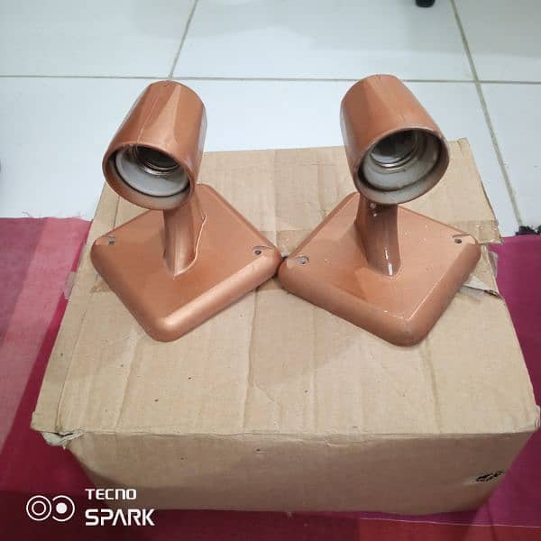 pair of bulbs Holder for sell 1