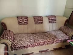 Sofa Set 5 Seater In New Condition