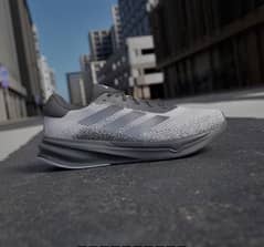 Adidas supernova stride running shoe