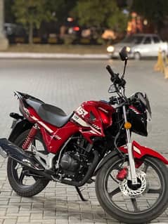 Honda CB150 F