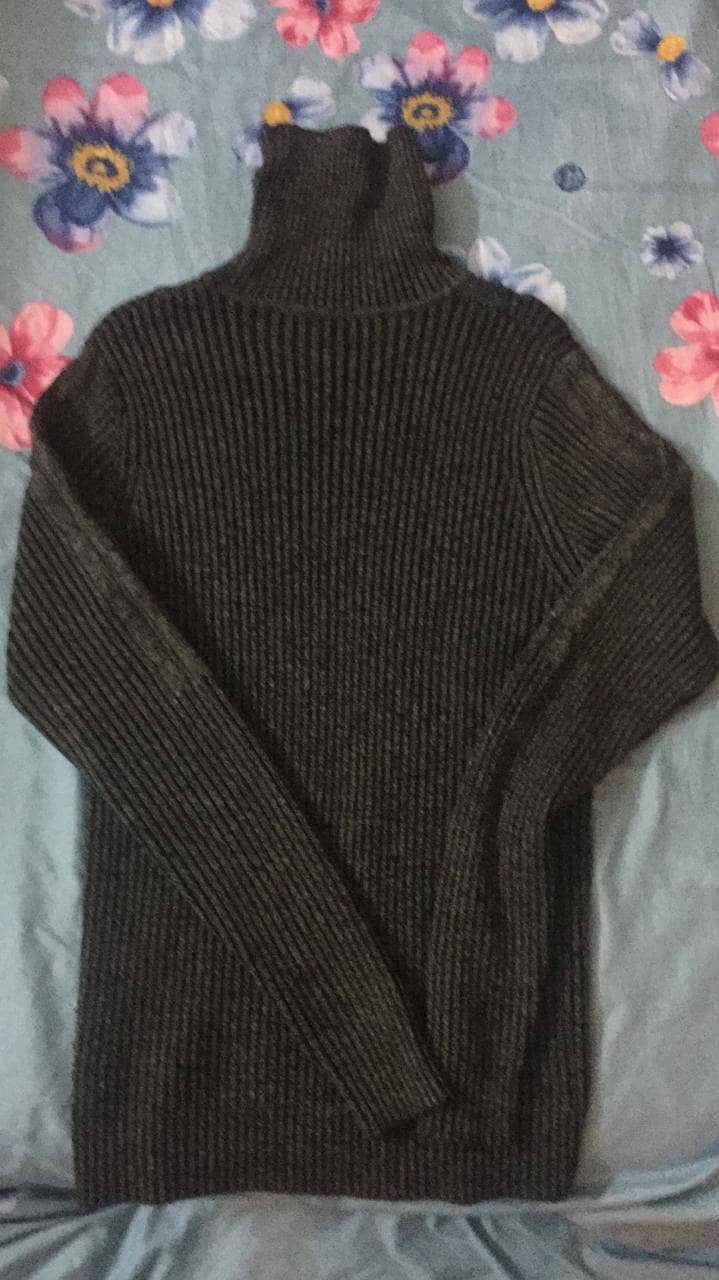 Cashmere Turtleneck unisex sweater 1