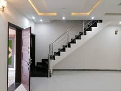 In Punjab University Society Phase 2 10 Marla House For sale
