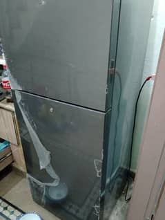 haier full size fridge excellent condition neat n clean orignal