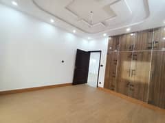 Prime Location In EME Society - Block D Of Lahore, A 20 Marla House Is Available