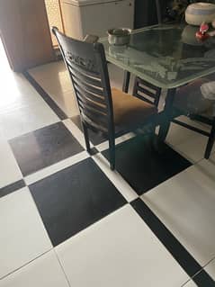 urgent dining tables for sell
