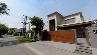 Corner In DHA Phase 2 - Block V 2 Kanal House For sale