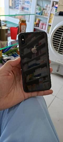 xs max 64GB waterpack 10/10 scratchles phone