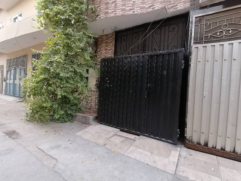 Stunning and affordable House available for sale in Pak Park 2
