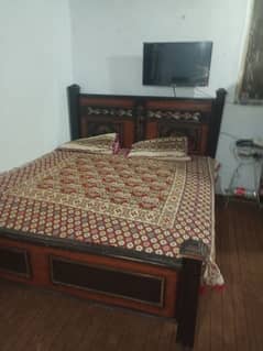 big size bed 6/7and matress