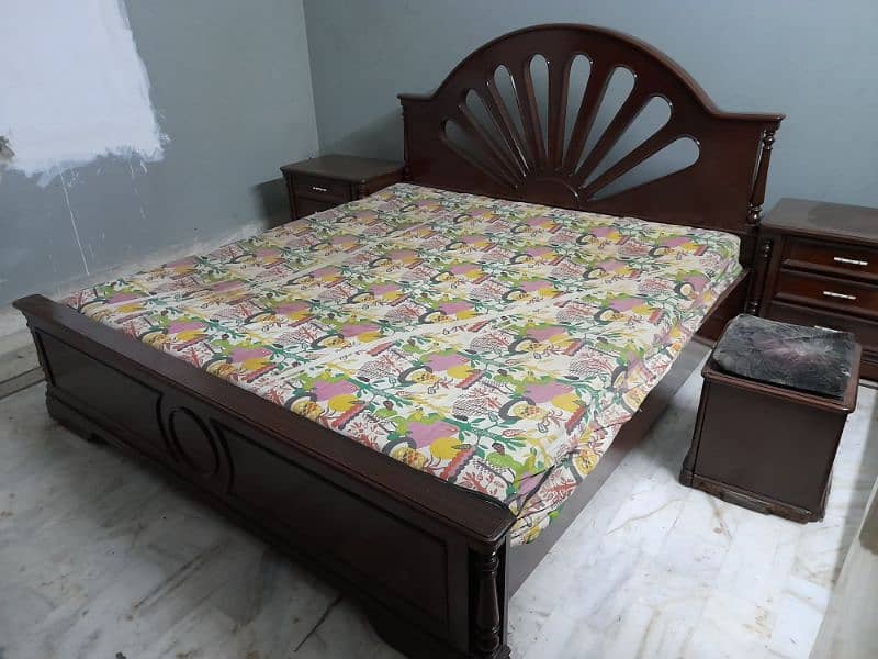 bed set used 0