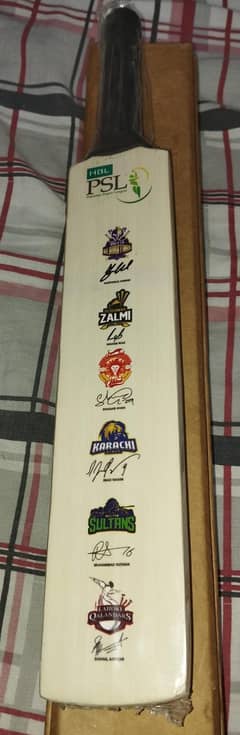 PSL Captains Signature's original HBL Bat| Signature Bat