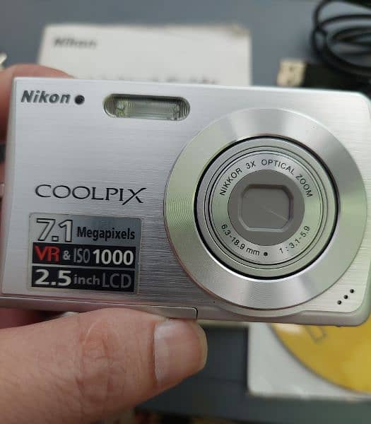 Nikon coolpix s200 5