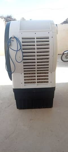 air cooler sale krna Hai condition new Hai koi masla ni