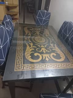 Excellent Condition Luxury Dinning Table