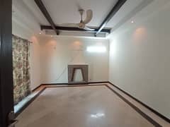 Prime Location Kanal Upper Portion Available For Rent in DHA Phase 1 Block P Near Park