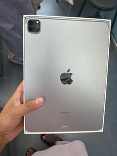 ipad pro m2 256 with full packing 11 inche