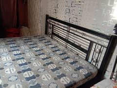 iron steel bed 0