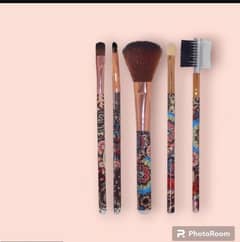 makeup brushes set of 5 8 12 15 and 24 PC's