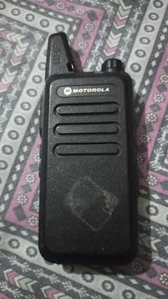 Motorola walkie talkie set 3km range uhf pair