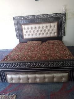 King Size Bed With Dressing Table And Mattress