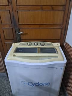 Kenwood Cyclone Semi automatic washing machine with dryer