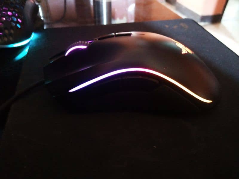 Razer Mamba Elite with Extended Razer Chroma Wired Gaming Mouse 1