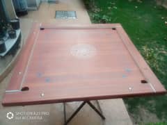 Carrom board