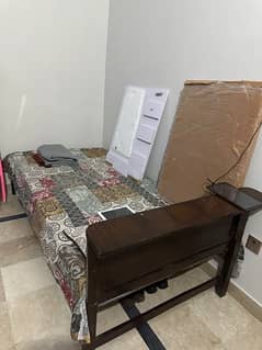 2 single beds without mattress for sale