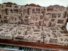 5 Seater sofa for sale condition normal price 10 hazar