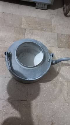 FULL SIZE KATELI WATER GARAM KARNE OR KITCHEN K USED K LIYE SALE 599