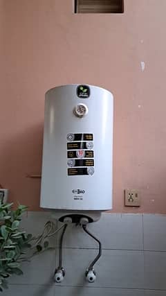 Electric instant geyser super asia 50litter orignal  two month use
