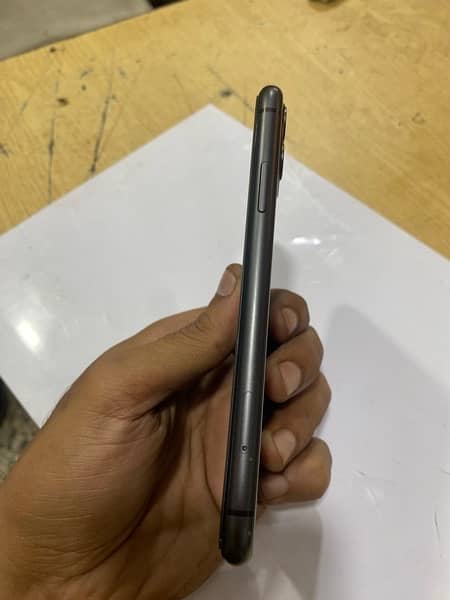 iPhone 11 pta approved 4